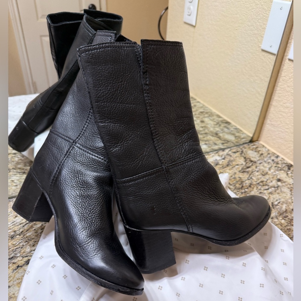Frye Nora Mid Pull On Boots
